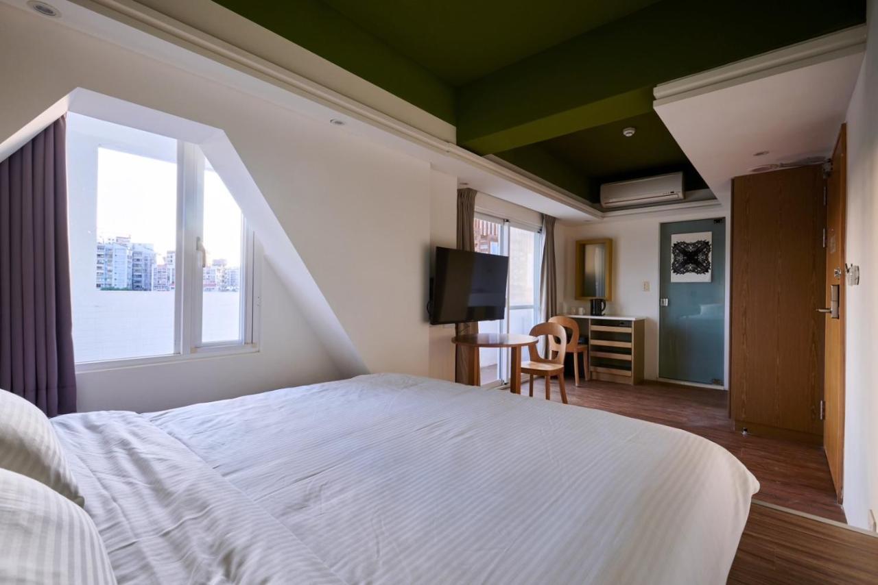 Papersun Hotel Тайпей Екстериор снимка