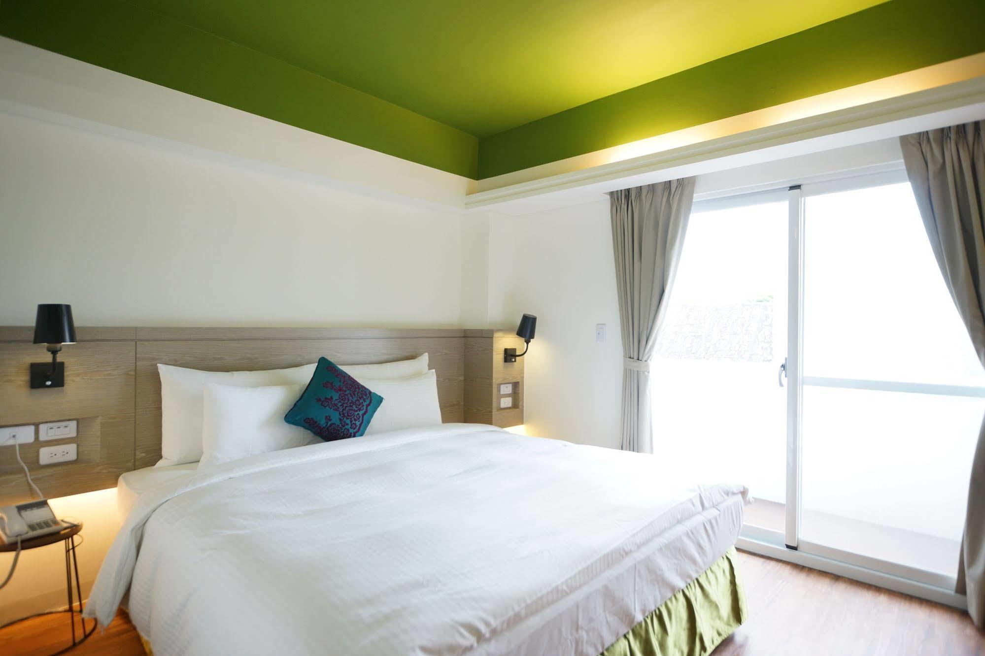 Papersun Hotel Тайпей Екстериор снимка
