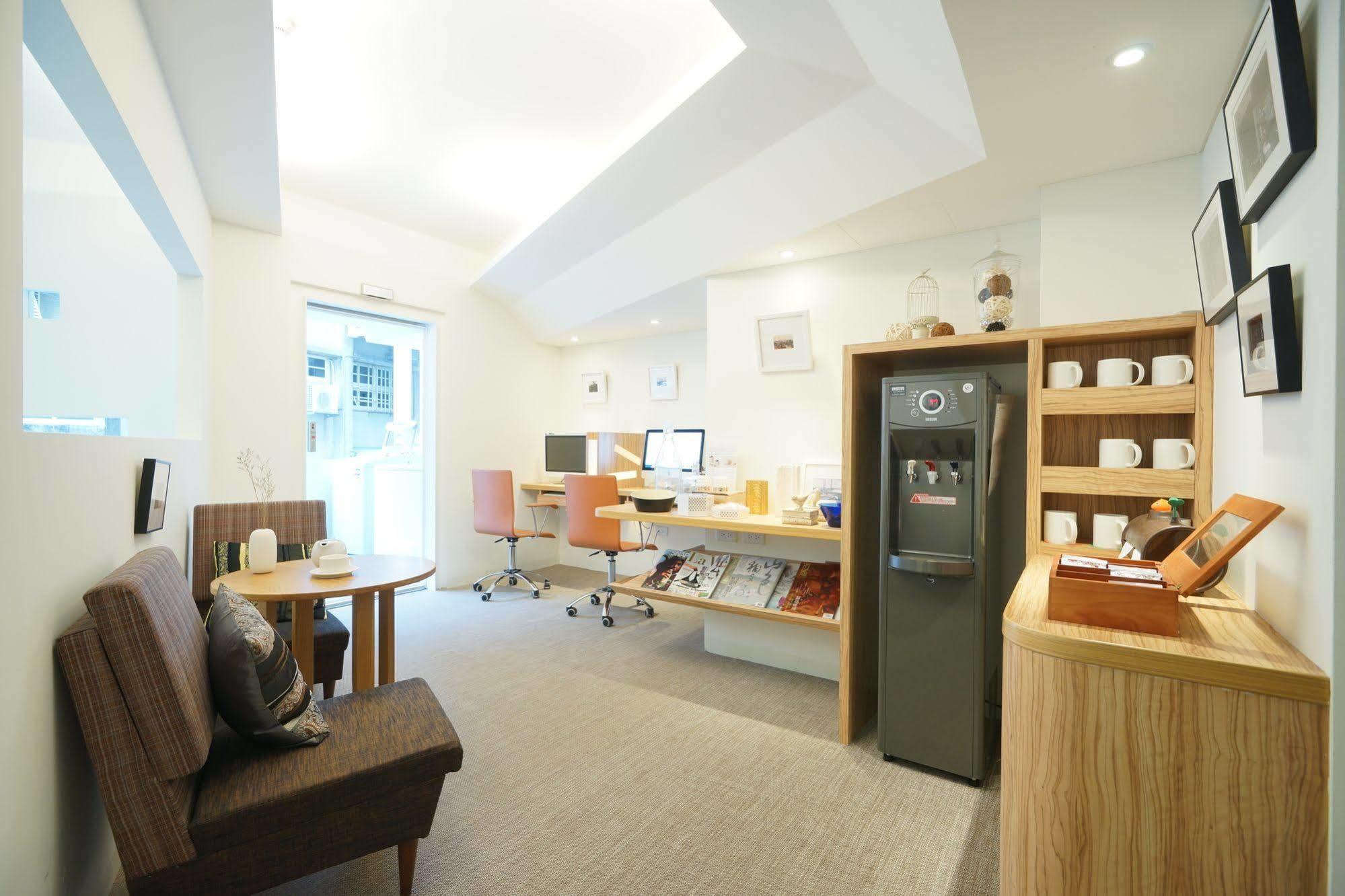 Papersun Hotel Тайпей Екстериор снимка