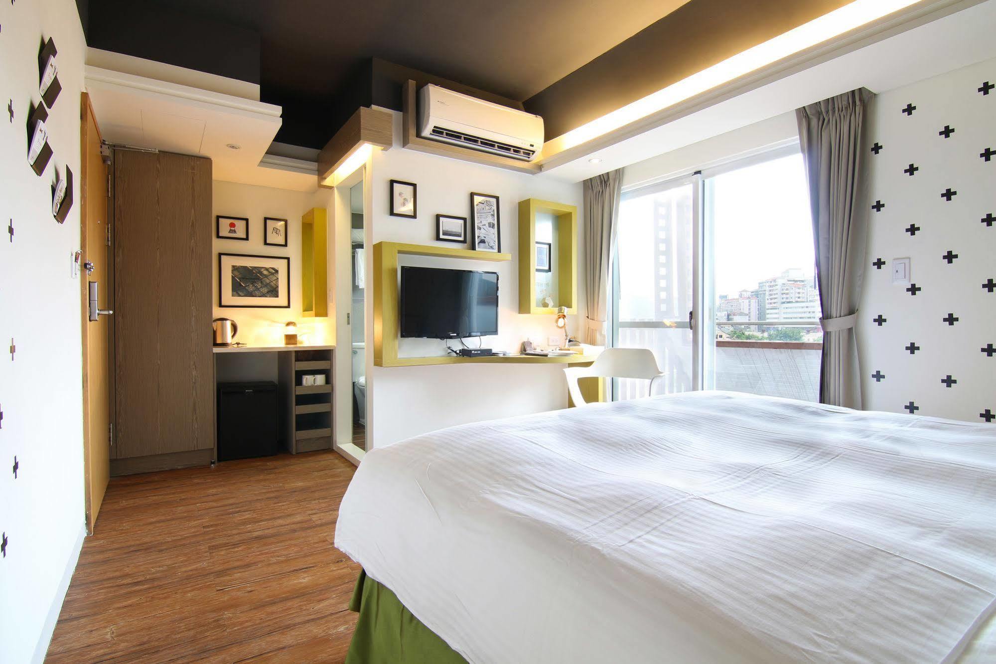 Papersun Hotel Тайпей Екстериор снимка